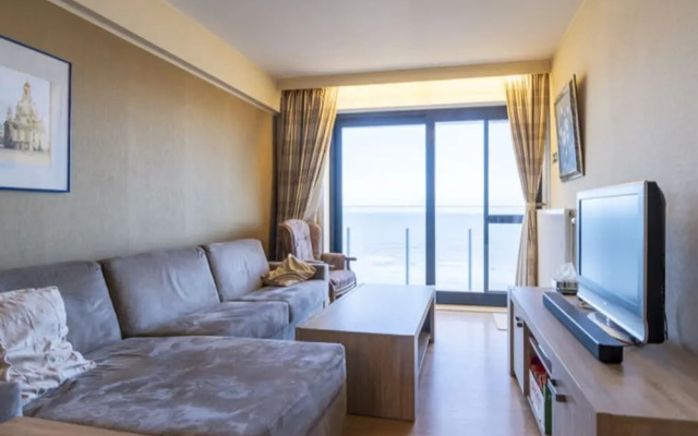 Apartment in Middelkerke With Sea Views