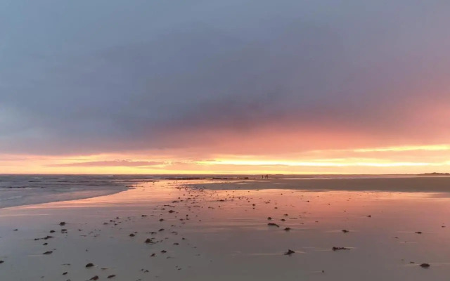 The Sparrow's Nest Beach-Front Self-catering