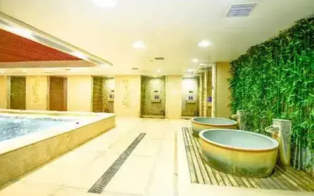 Jinze Hotel