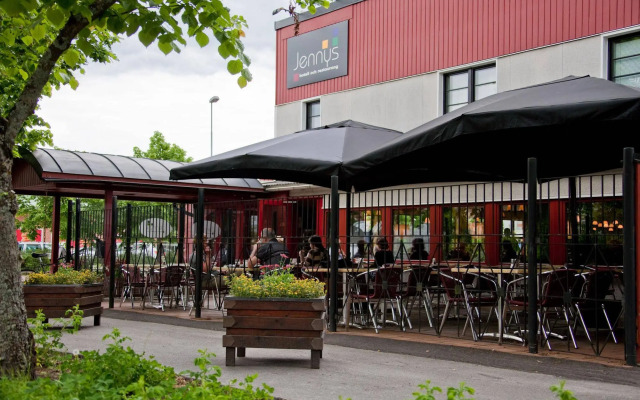 Jennys Hotell och Restaurang