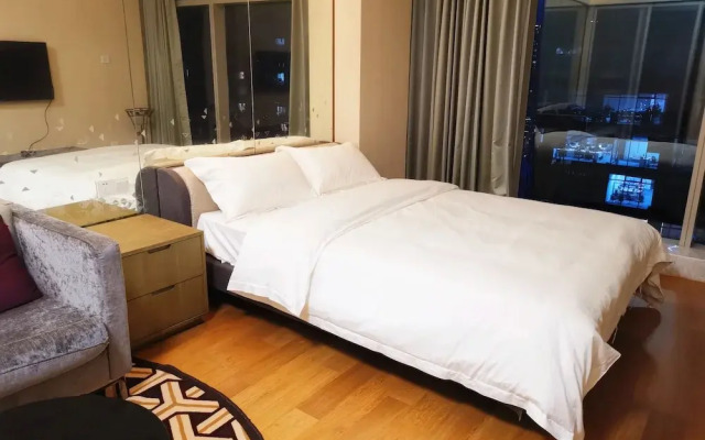 EFC Qingchengli Loft Apartment