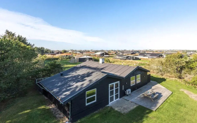 "Rustam" - 600m from the sea in NW Jutland