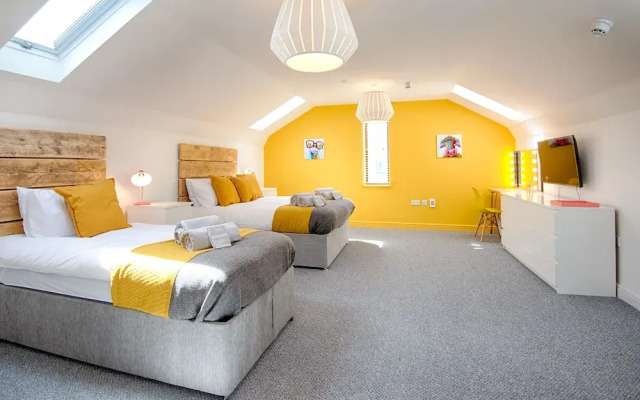 The Nook Close To Swansea Marina