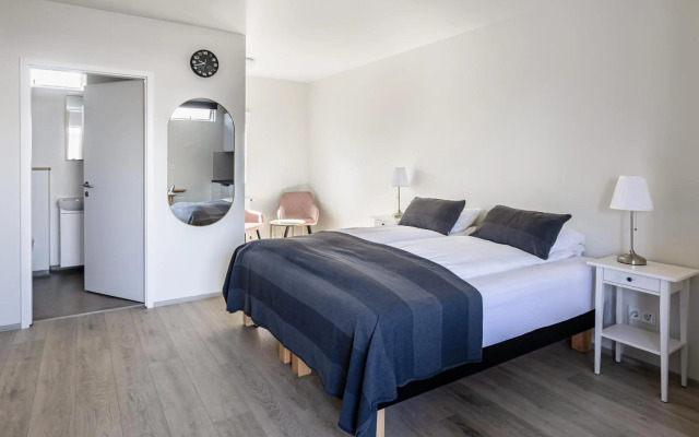 South Central Country Apartment