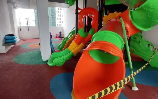 Nine Peaks Summit TriZen