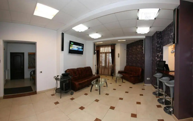 City Garden Hotel