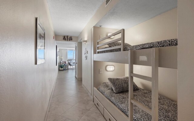 Pelican Beach 1406 1 Bedroom Condo by Pelican Beach Management