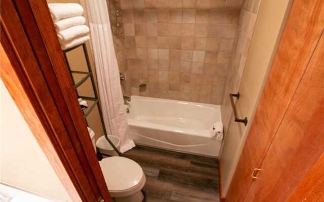 Kintla 403 2 Bedroom Condo