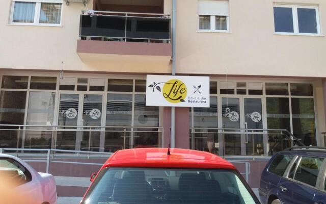 Apartment S&S