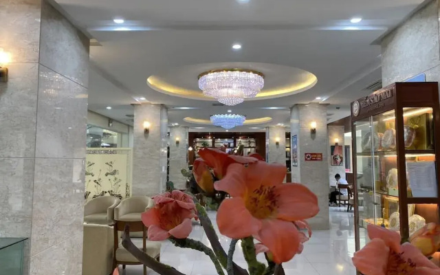 Nguyen Quyen Hotel