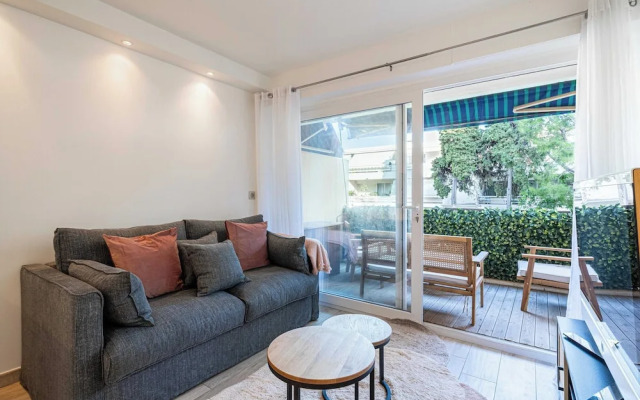 Renovated apt With Parking & Terrace - Palm Beach