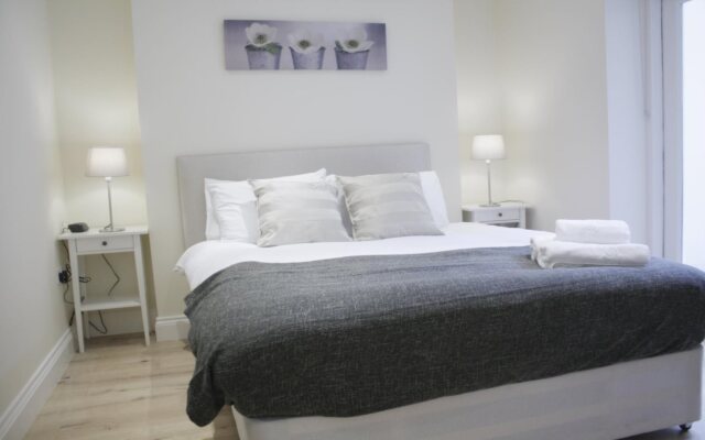 Urban Stay Oxford Gardens Apartments