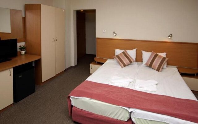 Hotel Briz