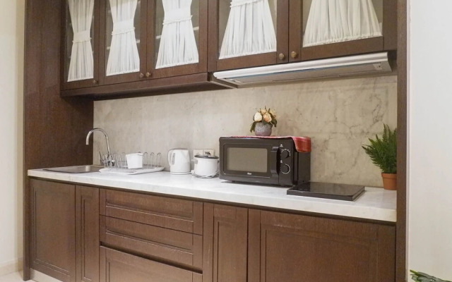 Spacious 2Br Apartment At The Peak Residence