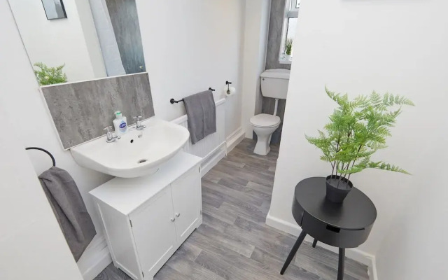 Your Sheffield Stays - Spacious 5 Bedroom House