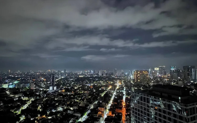 Stunning 42nd Floor Apt With Netflix
