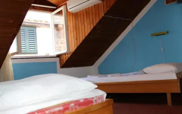 Rooms Mateo - Old Town