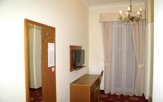 Hotel President