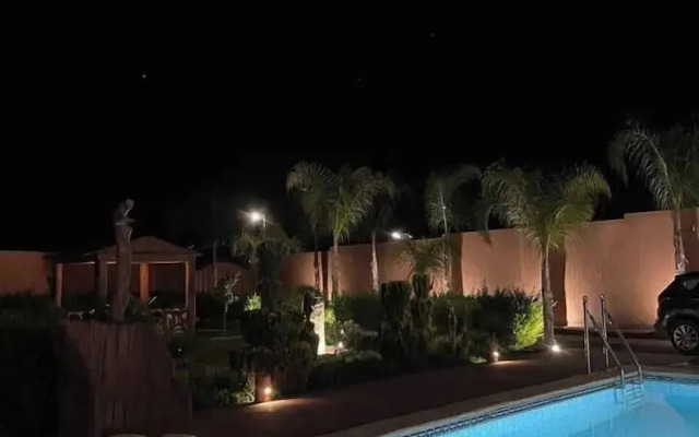 Quiet house in Morocco Village