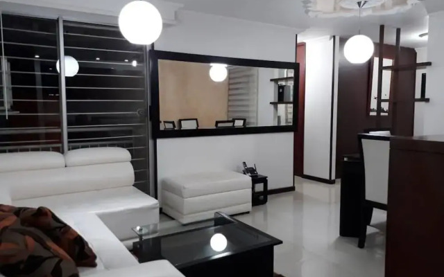 Supercondo! Home Away From Home mi Casa Tu Casa