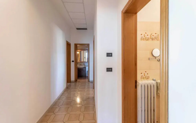 Emma's Villa facing the sea with swimming pool