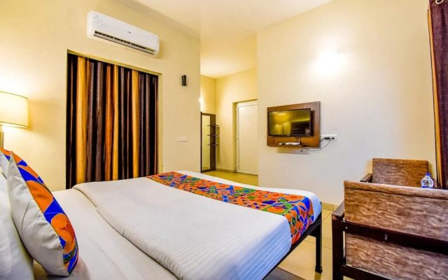 OYO 23203 G-5 Villas