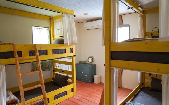 Lodge Mondo - Hostel