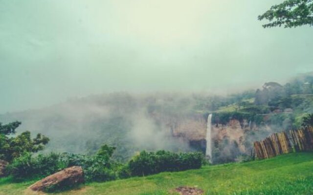 Sipi Falls lodge
