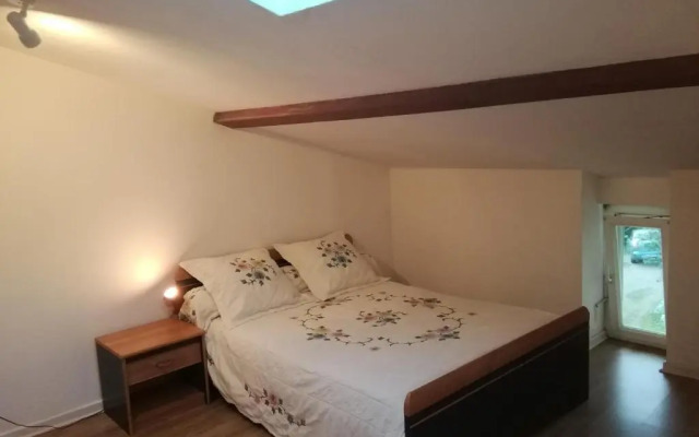 Studio mansardé à Oyonnax