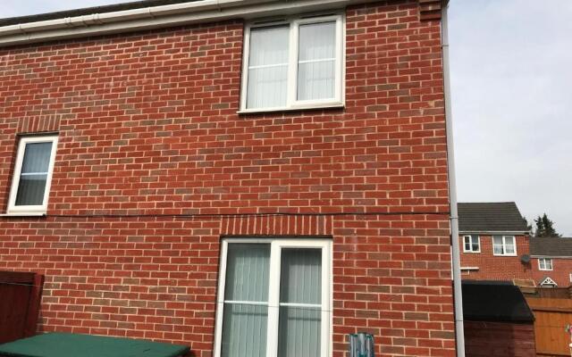 WHOLE HOUSE 3bedroom New Build 29 Nottingham