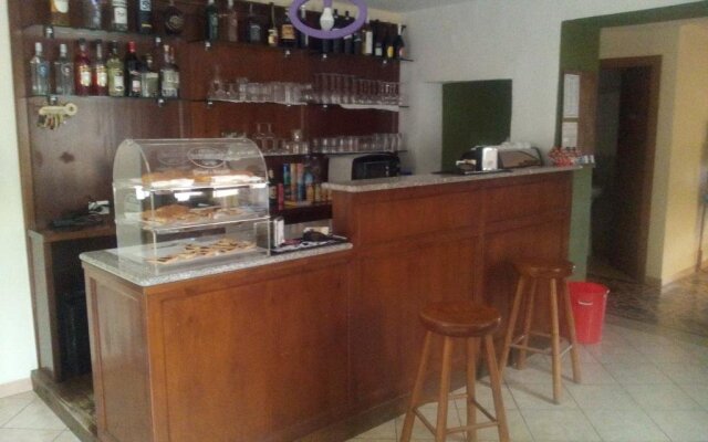 Punto Tappa Pit Stop - Affittacamere e trattoria