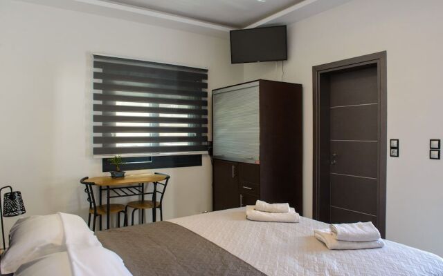 Casa d Irene near airport beach