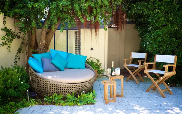 Cottesloe Artist's Beach Retreat