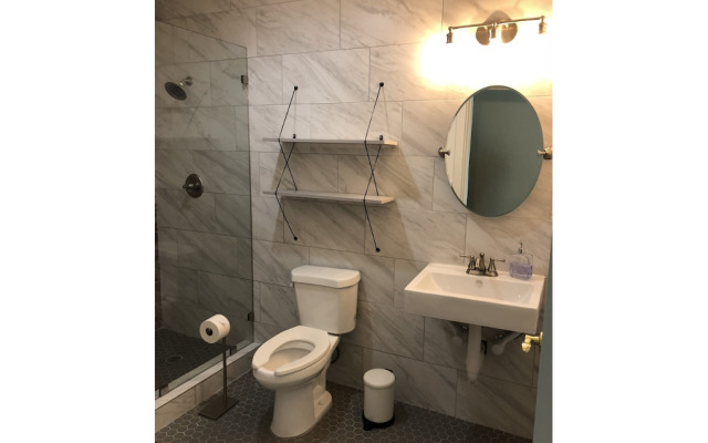 Deep Ellum Hostel