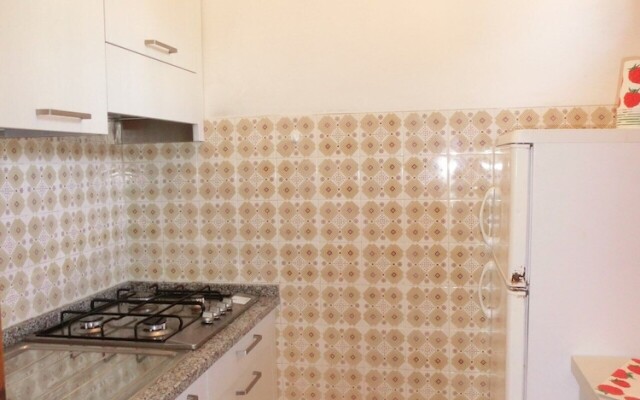 Incredible Apartment With Private Garden - Beahost