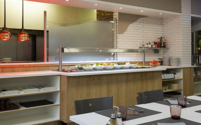 Comfort Hotel Aeroport Lyon St Exupery