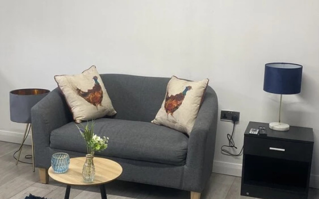 BV Royal Comfy Studiosuite Queensgate Huddersfield