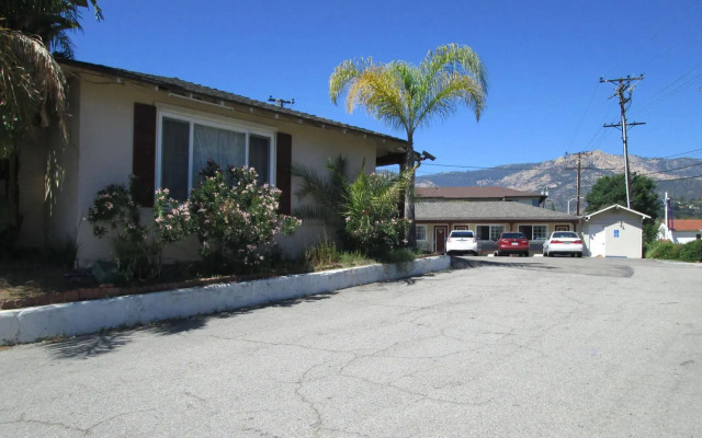 Town and Country Inn
