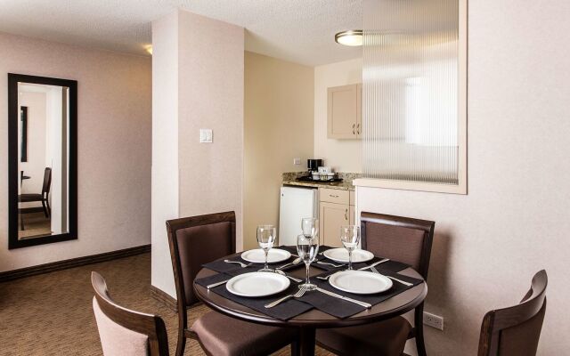 Campus Tower Suite Hotel