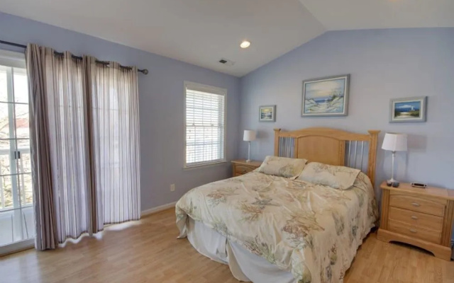 Boards Edge 103 - 4 Br Townhouse