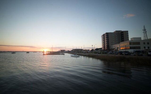 Bask Hotel at Big Rock Landing