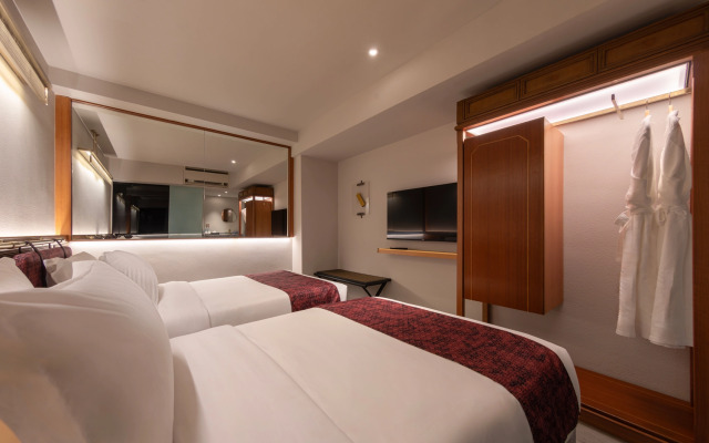 Bintang Collectionz Hotel