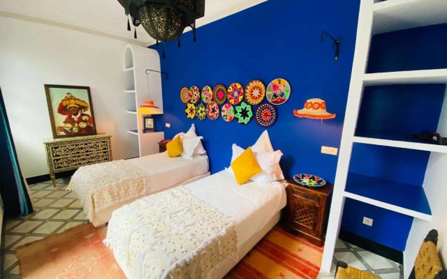 Riad New Moon