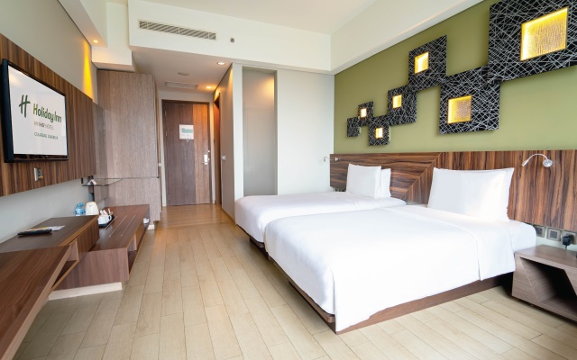 Holiday Inn Cikarang Jababeka by IHG – Guest Rooms – Cikarang