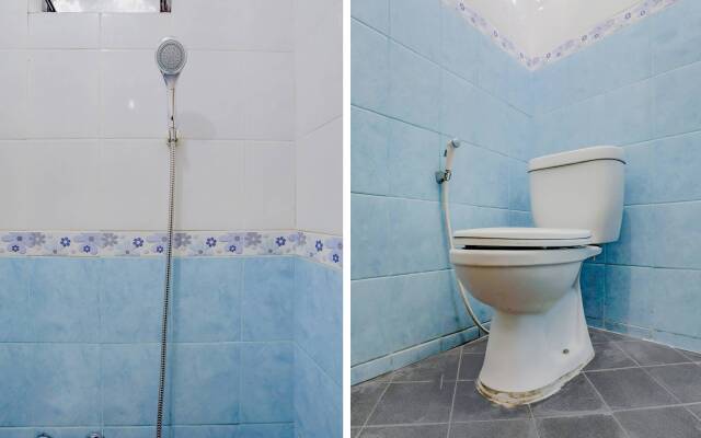 OYO Life 90035 Merci Club