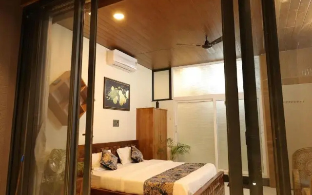 Amritam Palace A Luxury AC Home Stay