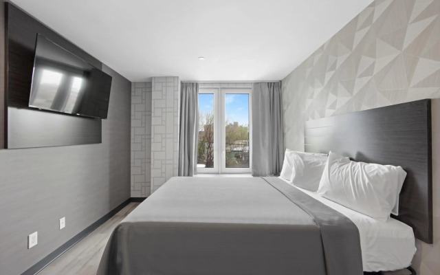 Hotel 365 Bronx