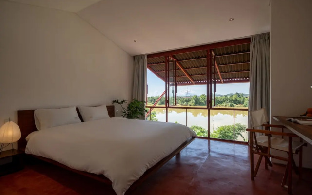 Scarlet Pavilion Homestay