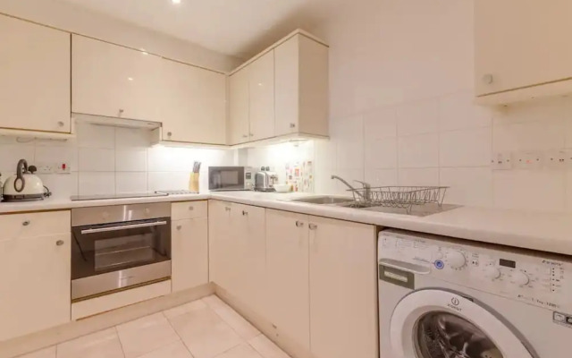 Stunning 2 Bedroom Apartment in the Heart of Westminster