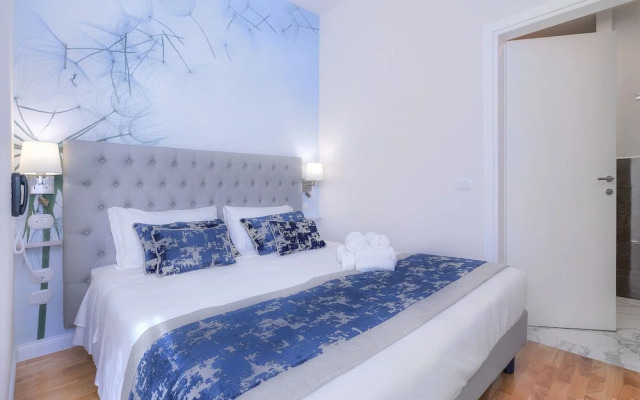 Hotel Cosmos